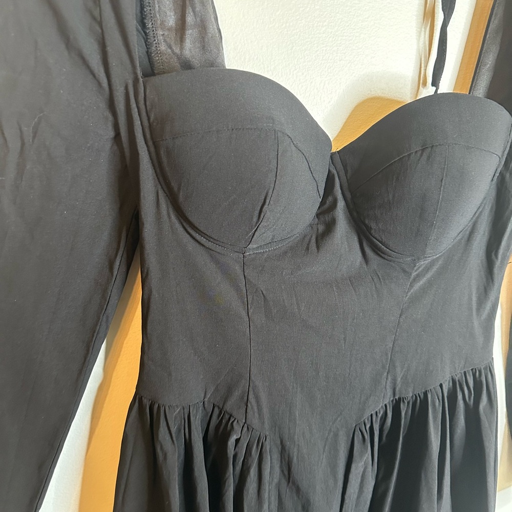 Sweetheart Neckline Elegant Black Long-Sleeve a-line Dress sz small - Picture 3 of 9